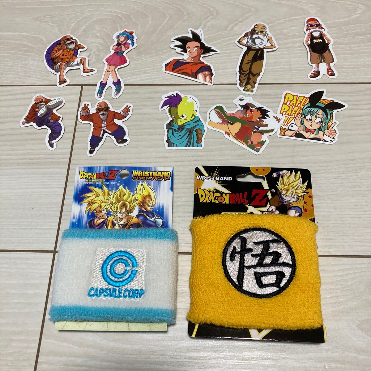 ドラゴンボール 悟空 リストバンド 亀仙人 ブルマ シール｜Yahoo