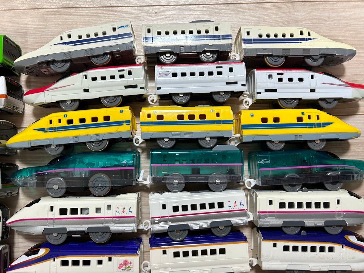 プラレール まとめ売り 14台＋α 山手線 中央線 NEX はやぶさ 阪急