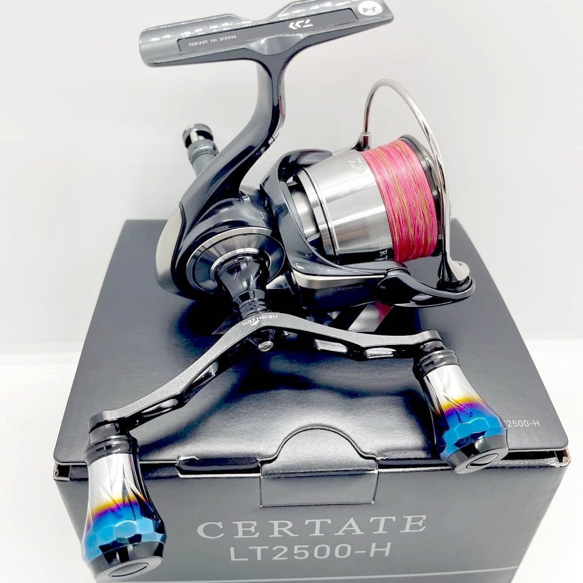 ダイワ 24セルテートLT2500-H ダブルハンドル仕様 リールスタンド装着