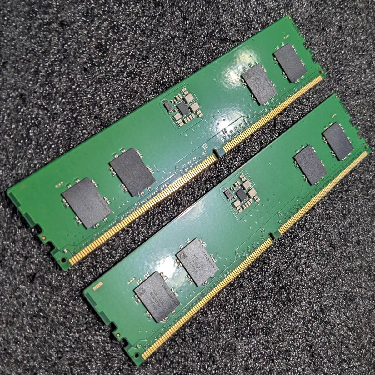 DDR5メモリ 16GB(8GB2枚組) SK hynix HMCG66MEBUA081N [DDR5-4800 PC5