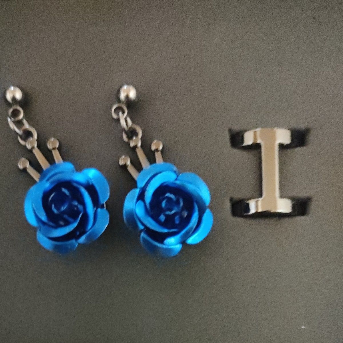 Ado SPECIAL LIVE 2024 心臓 GOODS 通販限定 ファッショナブルピアス