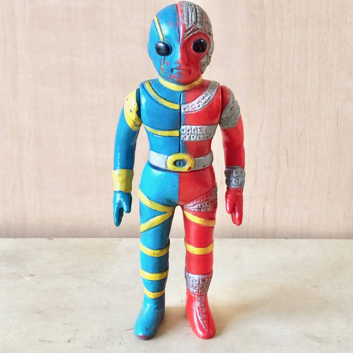 Yahoo!オークション - 当時物 タカトク 人造人間キカイダー ソフビ 約1