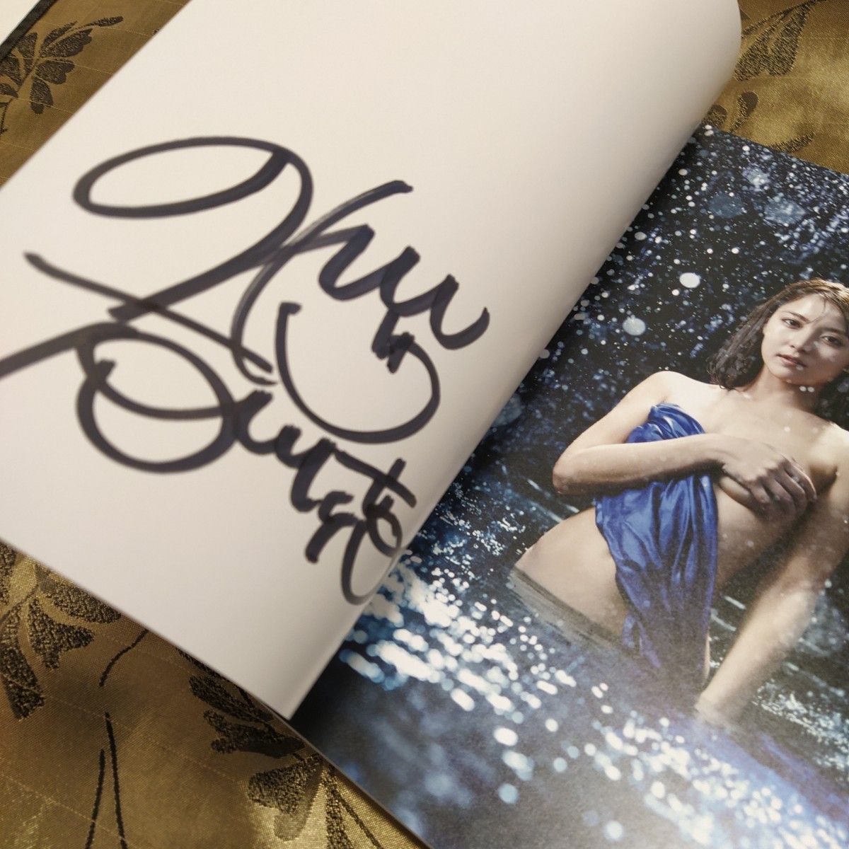 新品】サイン入り 石川恋写真集「SIGNS」｜Yahoo!フリマ（旧PayPayフリマ）