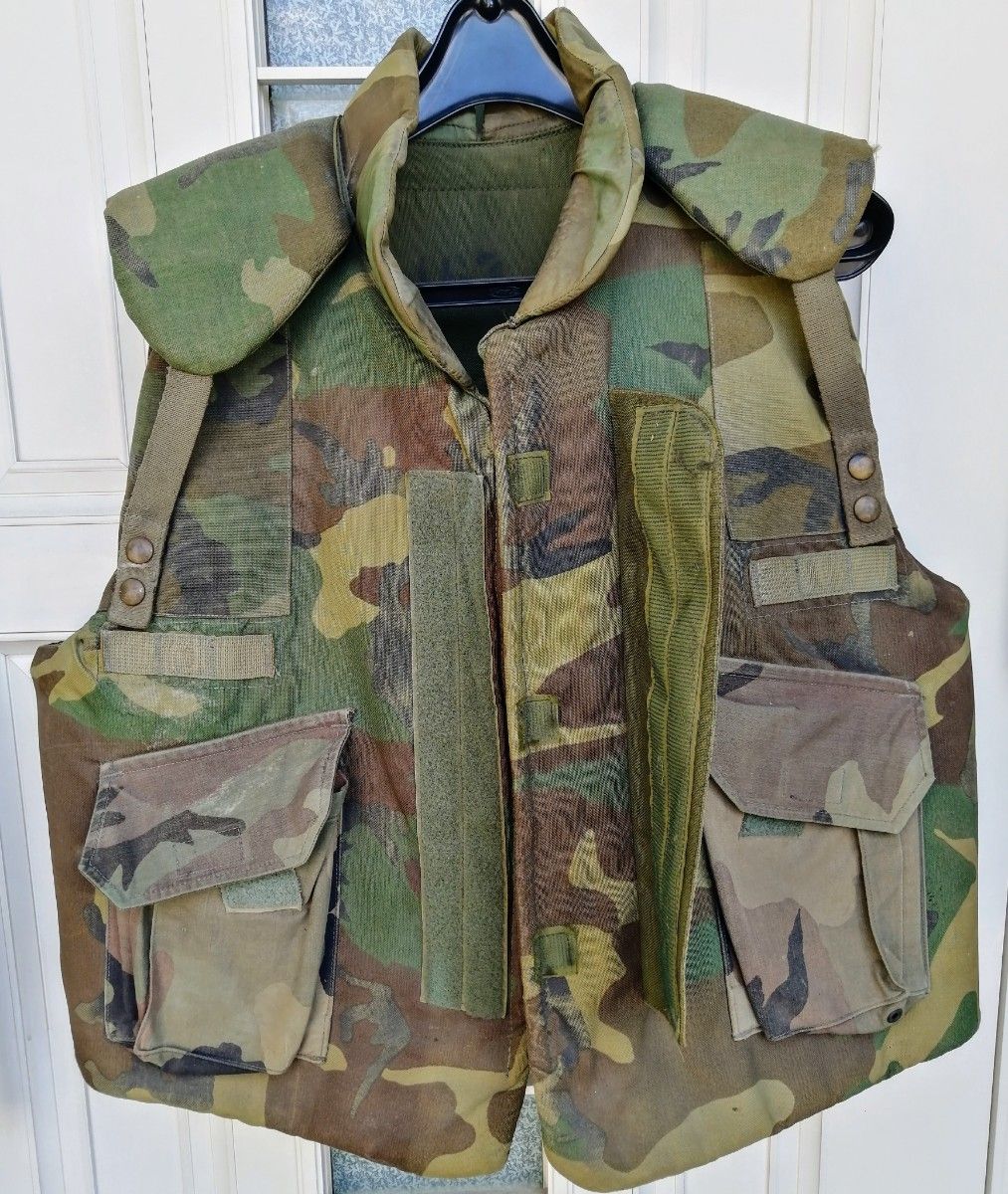 防弾チョッキ ボディアーマー 米軍 防弾ベスト ミリタリー ボディー