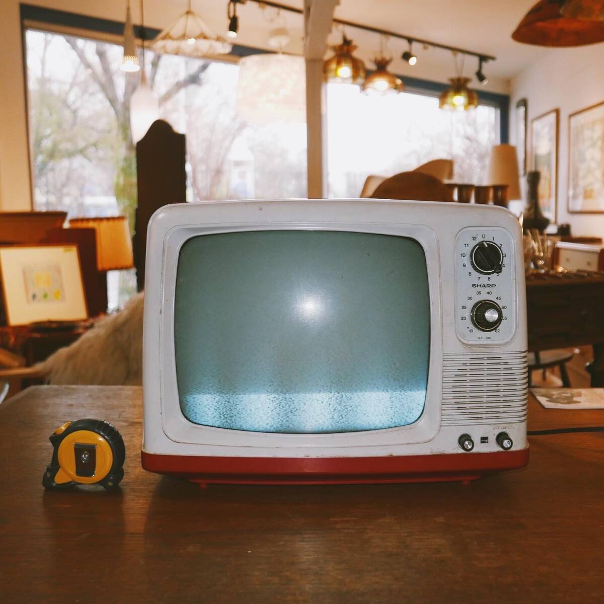 Yahoo!オークション - 昭和レトロ 1978年製 ブラウン管テレビ SHARP シ