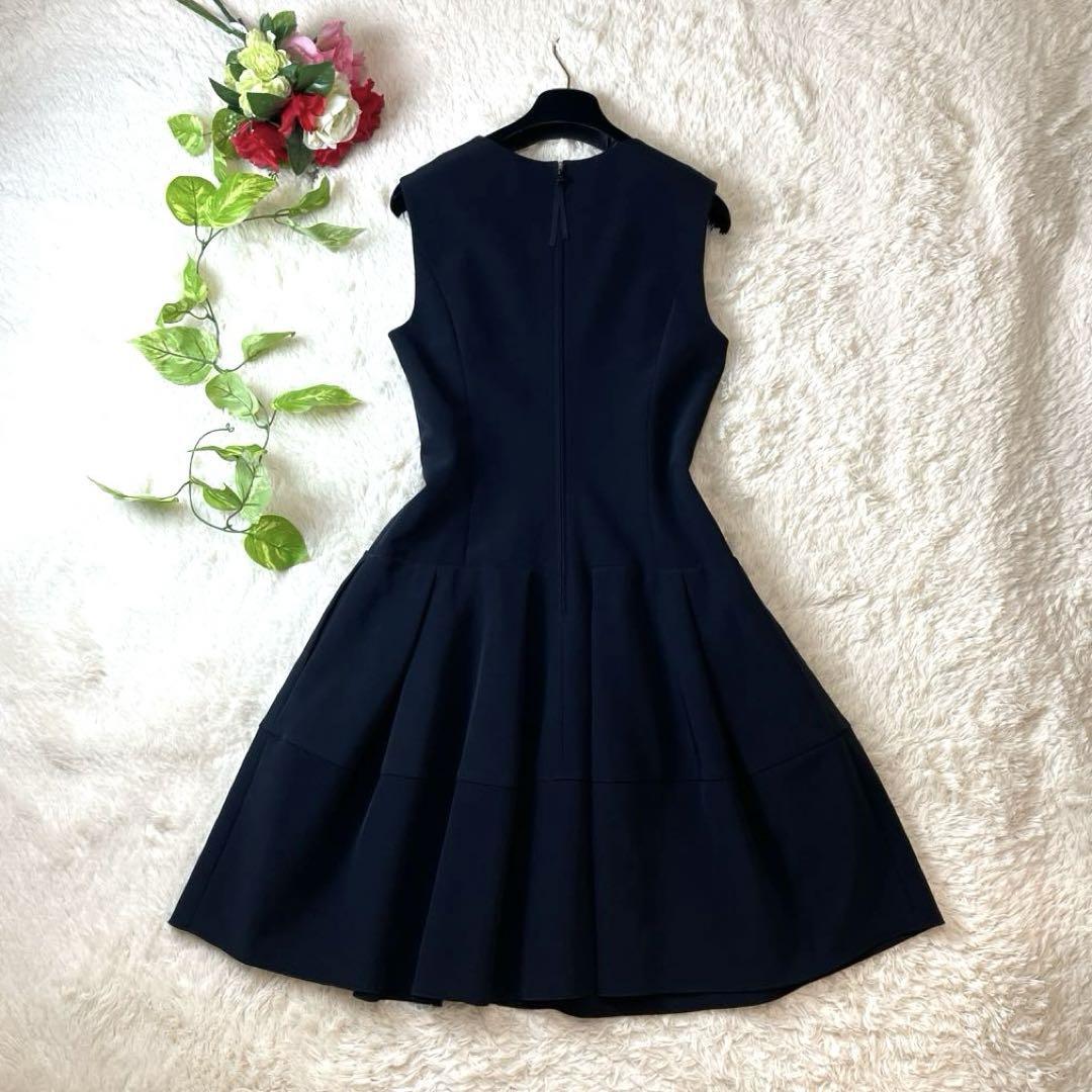 美品 フォクシーニューヨーク Aライン 大きめ ノースリーブ ワンピース