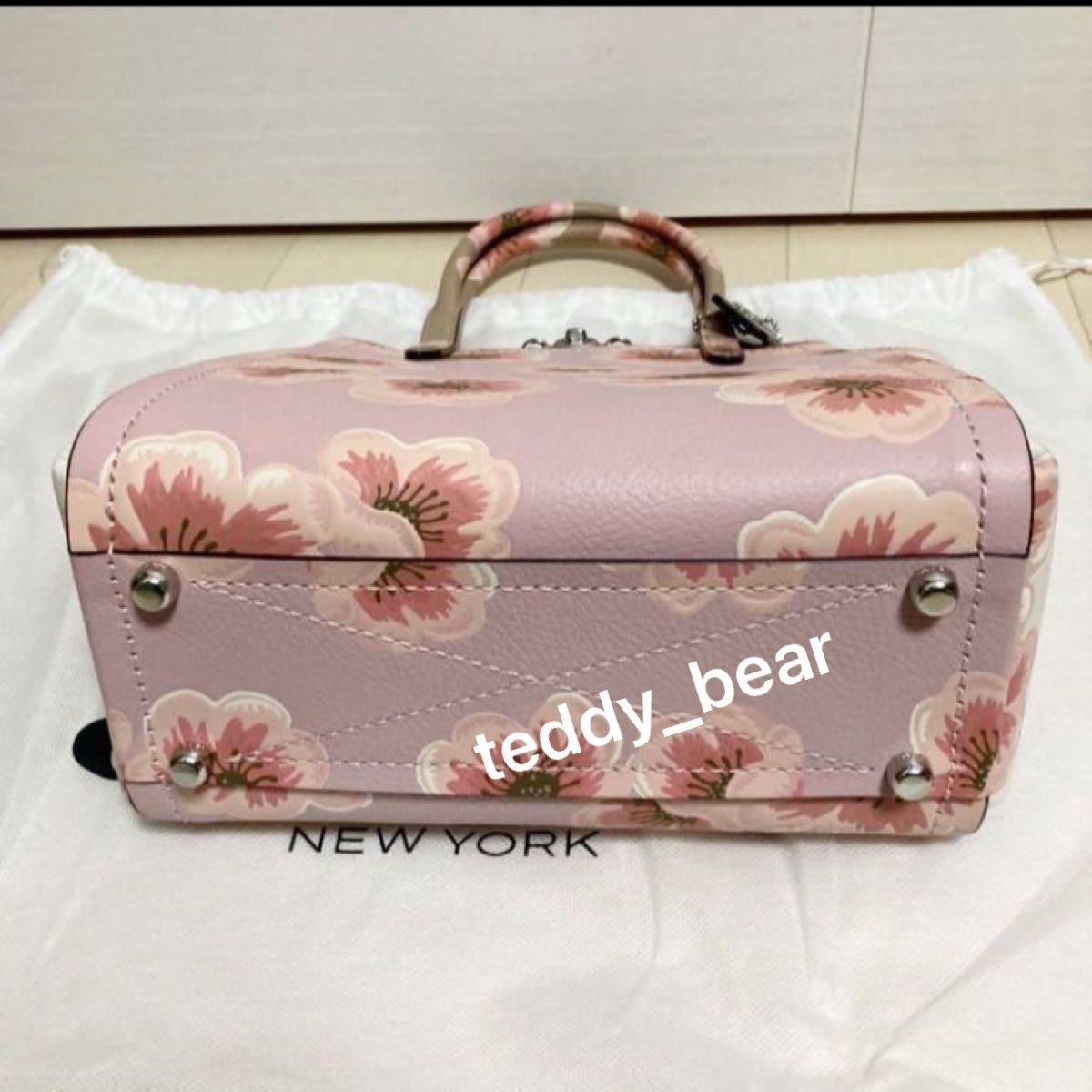 希少 新品 未使用 COACH コーチ 限定品 トループ トート ウィズ サクラ