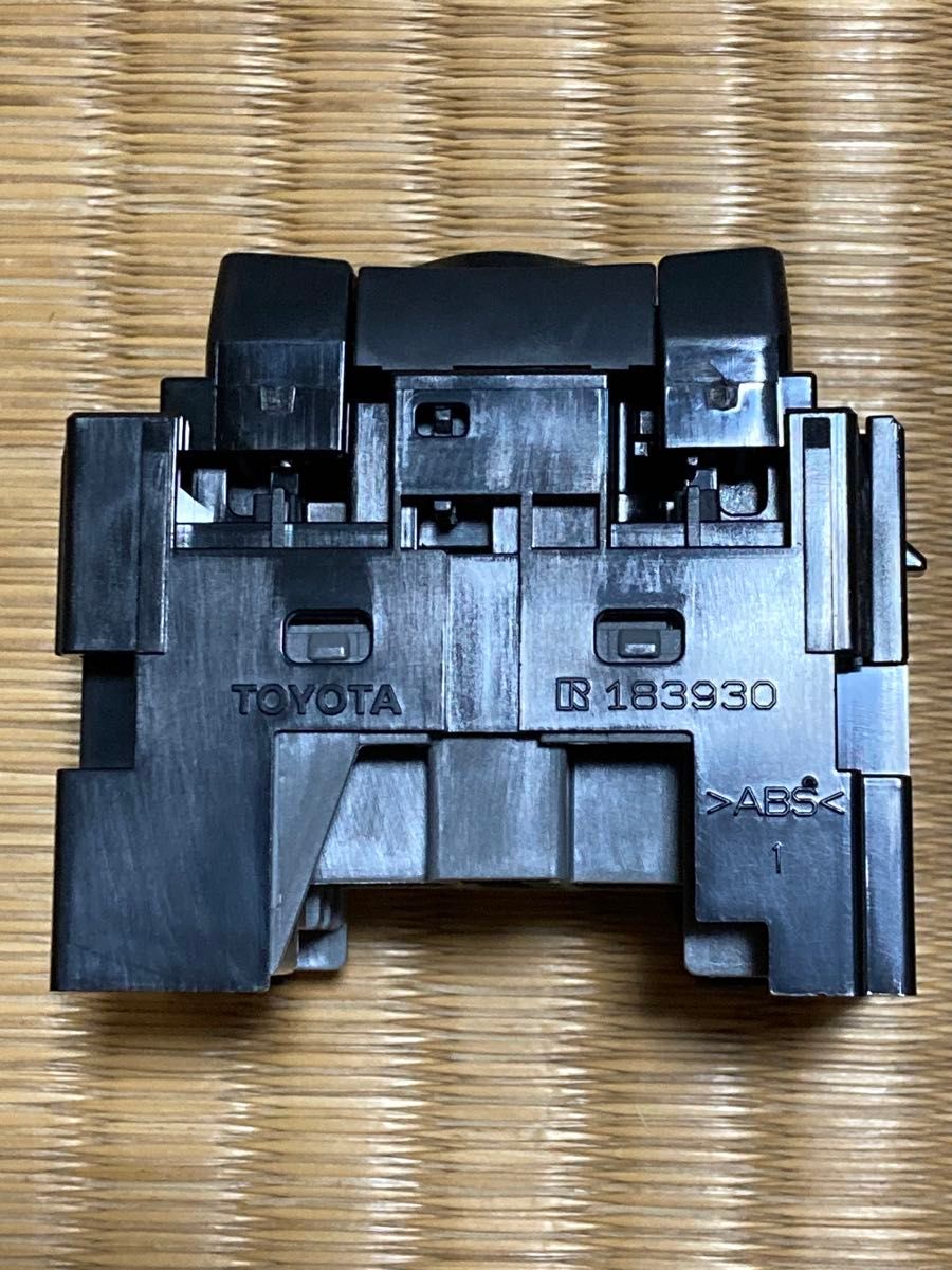 トヨタ RAV4 純正 パワーウインドウスイッチとリモコンドアミラー