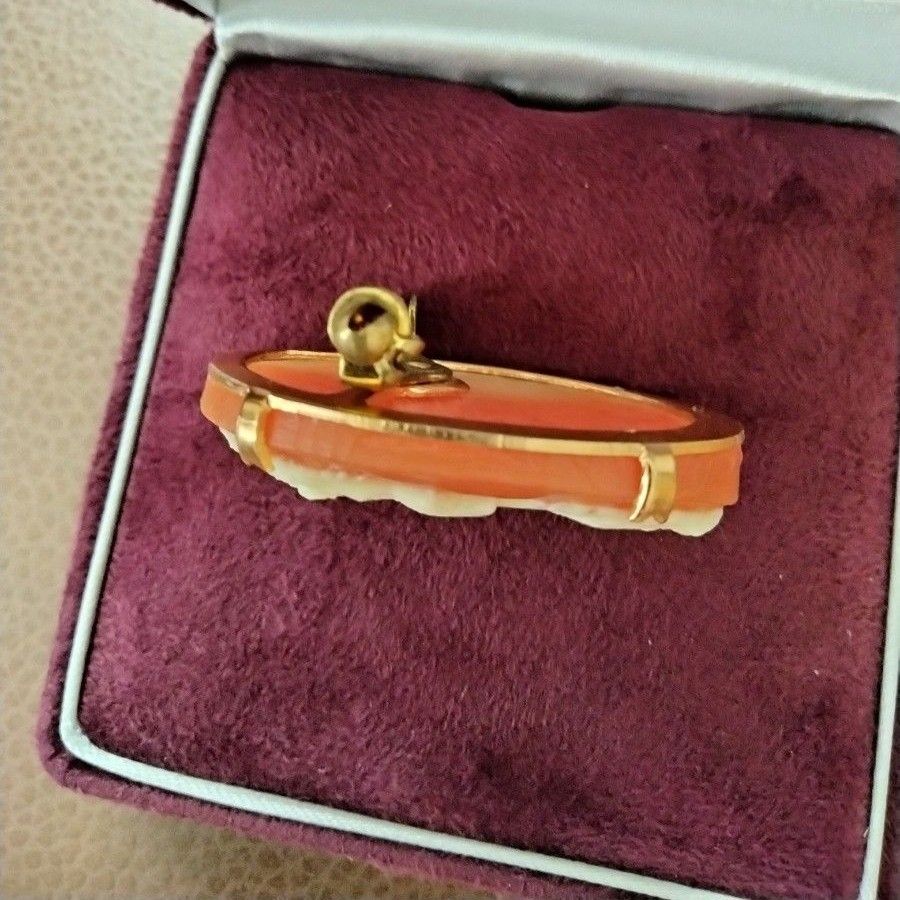お値下げセール価格 【USED】【昭和レトロ】 カメオ ブローチ シェル
