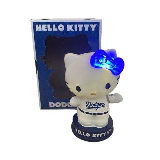 今だけ値下げ 新品ドジャース ハローキティ ライトアップボブルヘッド