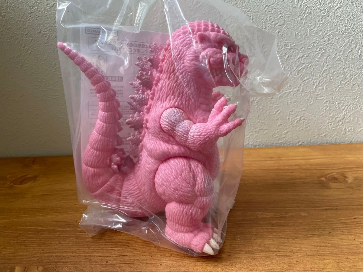 新品・未開封】ファンタジートイズ ゴジラ ソフビ ピンク ✕3体 新品