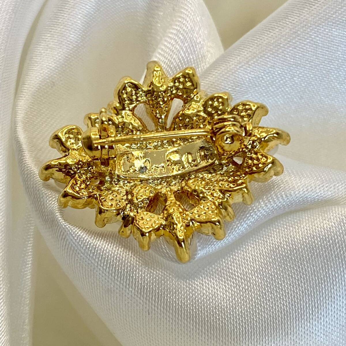 Calros Falchi カルロスファルチ バロックパール 真珠 ブローチ