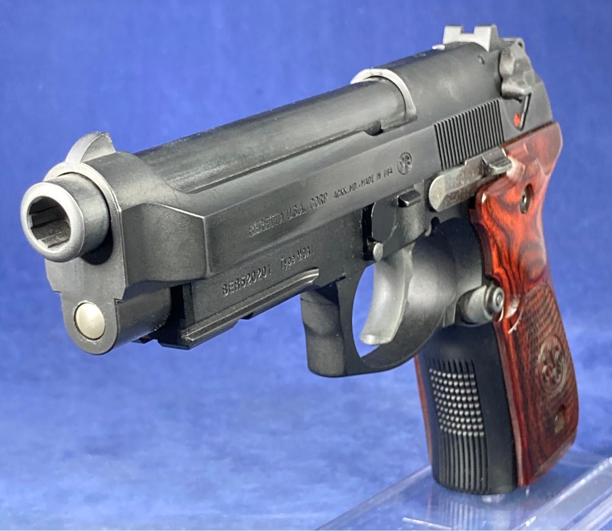 6/2限定値下 激レア 東京マルイ ベレッタ M9A1 リアル刻印塗装 内外