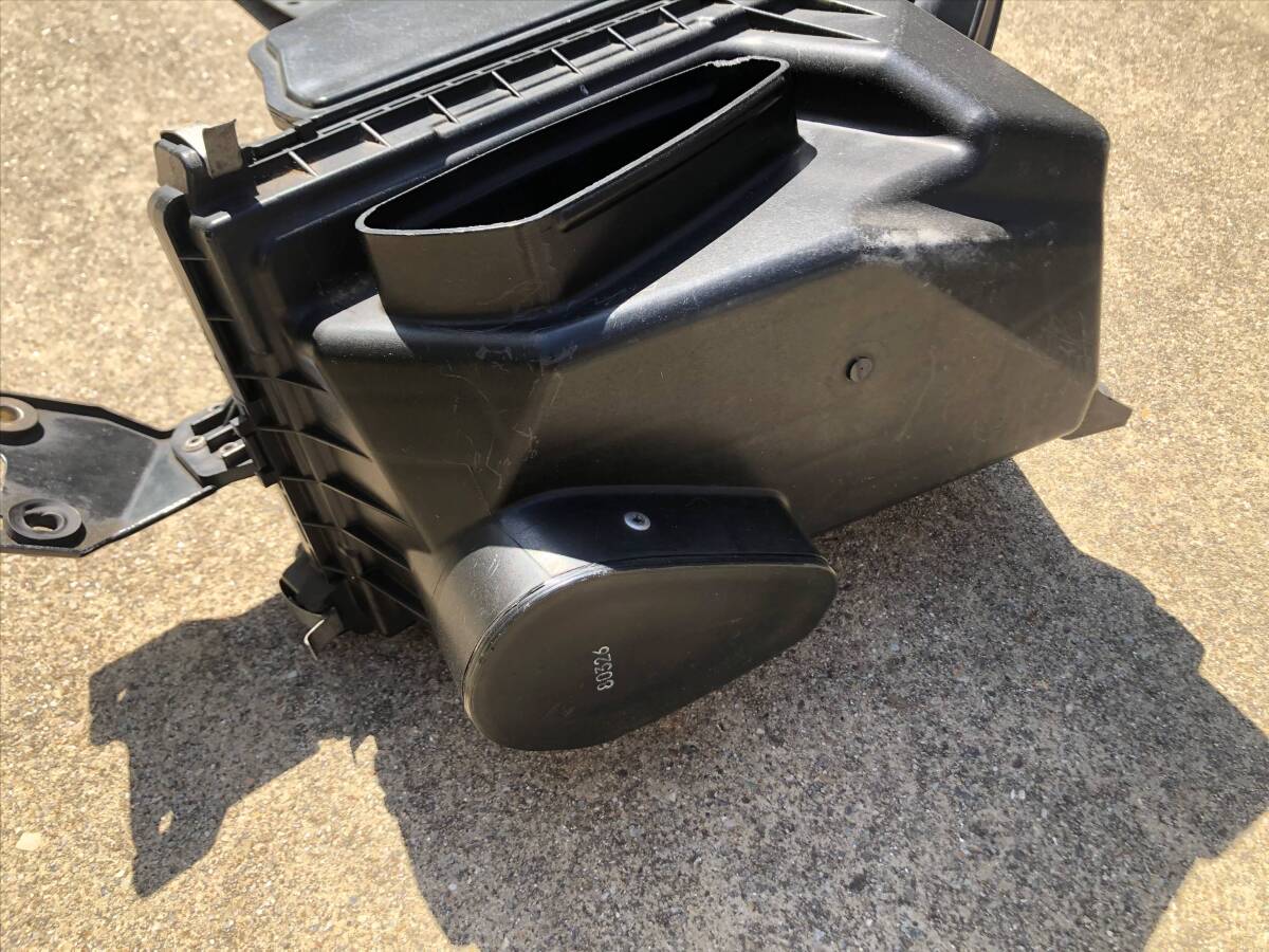 Yahoo!オークション - BNR34 純正エアクリBOX エアクリーナー ボックス