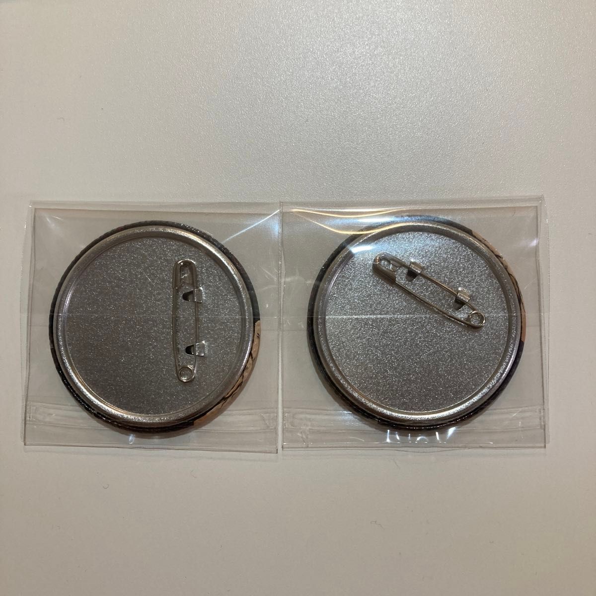 ハイキュー 角名倫太郎 角名 稲荷崎 グリッター 缶バッジ｜Yahoo