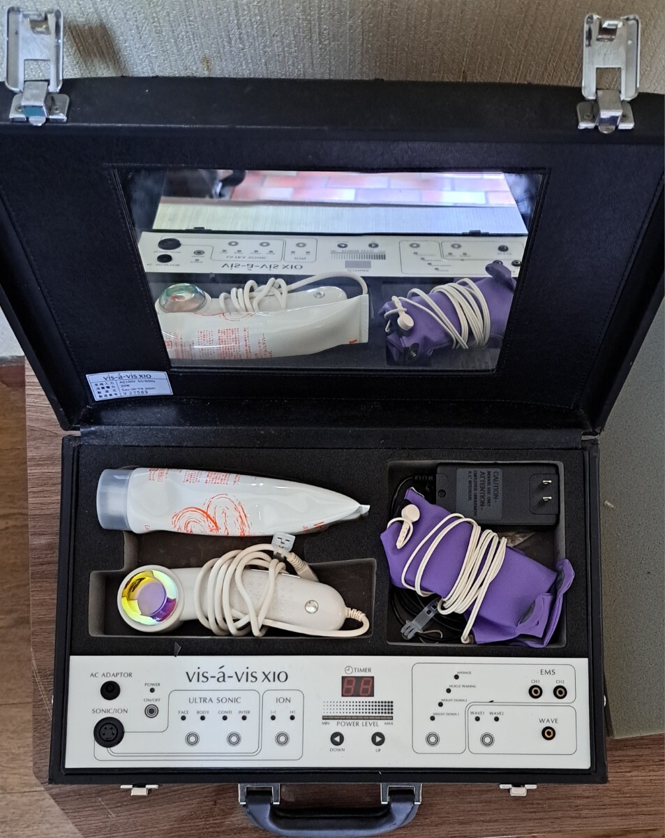 vis-a-vis XIO 美顔器 美容機器 動作確認済 ビザビイオ EMS ジャンク