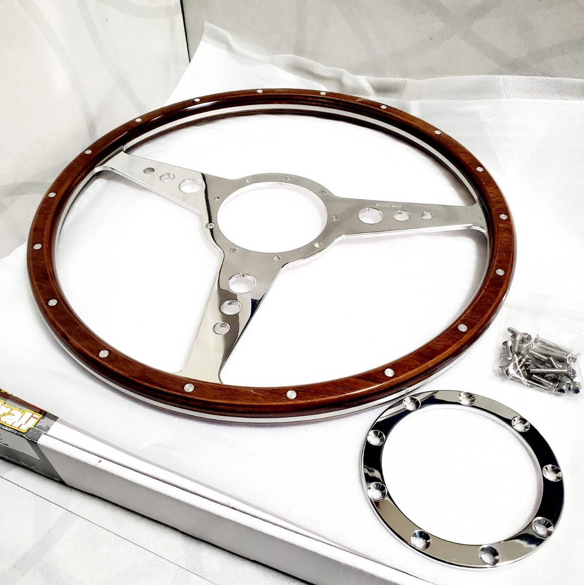 新品 アストラリ 15インチ ウッド フラット ハンドル（ Motolita