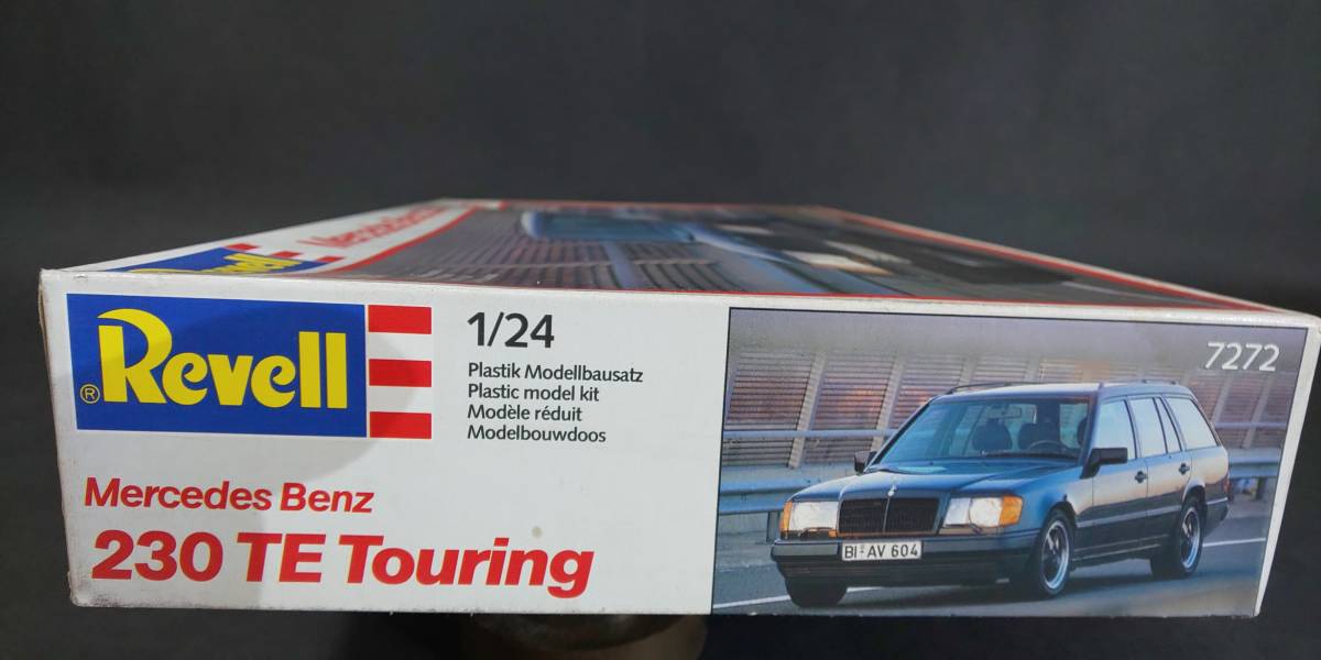 Revell 1/24 Benz 230 TE touring not yet assembly kit (Revell