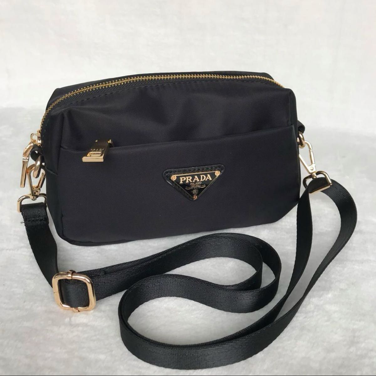 PRADA プラダ ショルダーバッグ ノベルティ ポーチ｜Yahoo!フリマ（旧