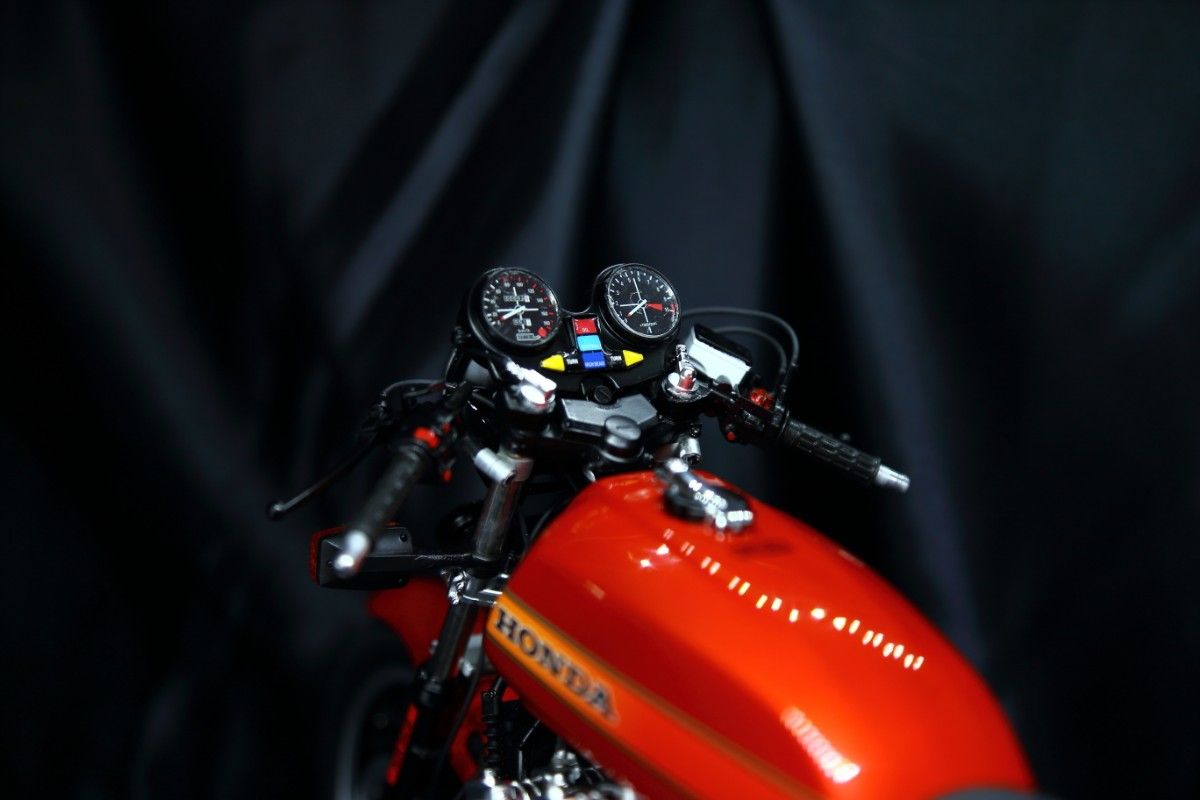 タミヤ 1/6 HONDA CB750F バリバリ伝説巨摩郡仕様 プラモデル完成品