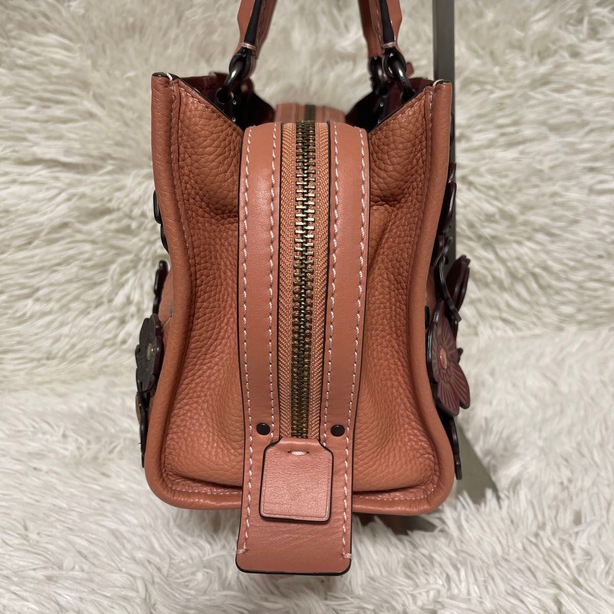 極美品)大人気 コーチ ハンドバッグ ティーローズ 有名人着用 完売品