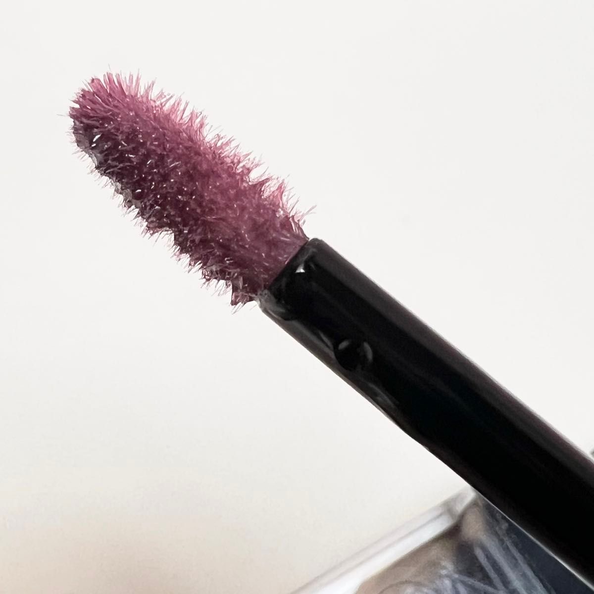 アディクション リップグロスピュア 003 ダークナイト 黒グロス 重ね