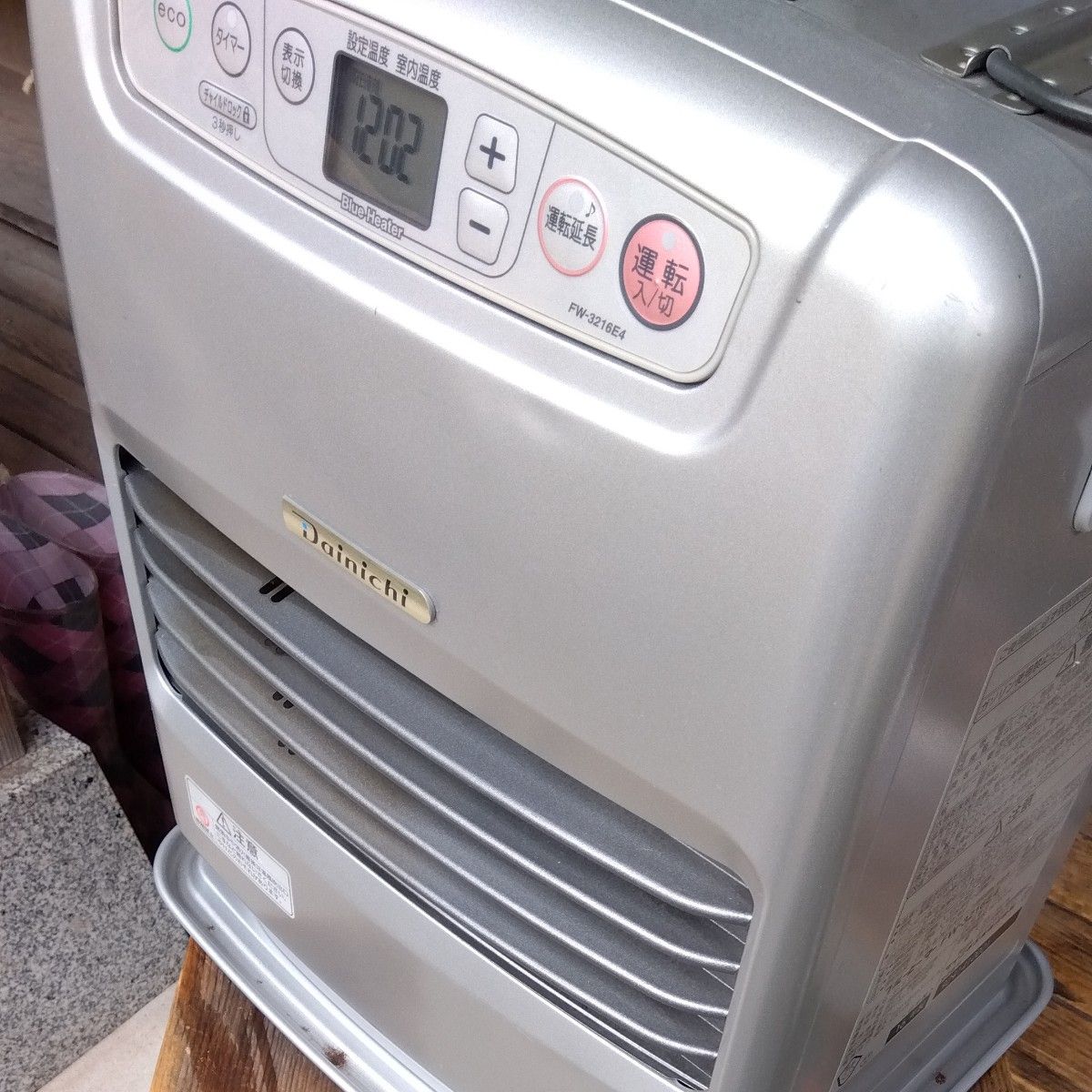 ダイニチ 石油ファンヒーター FW-3216E4 (2016年製)｜Yahoo!フリマ（旧