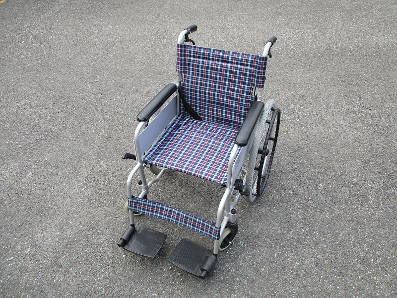 車椅子 自走式 背折れ コーナン KYR19-4058 アルミ製【A-213】 車椅子 自走