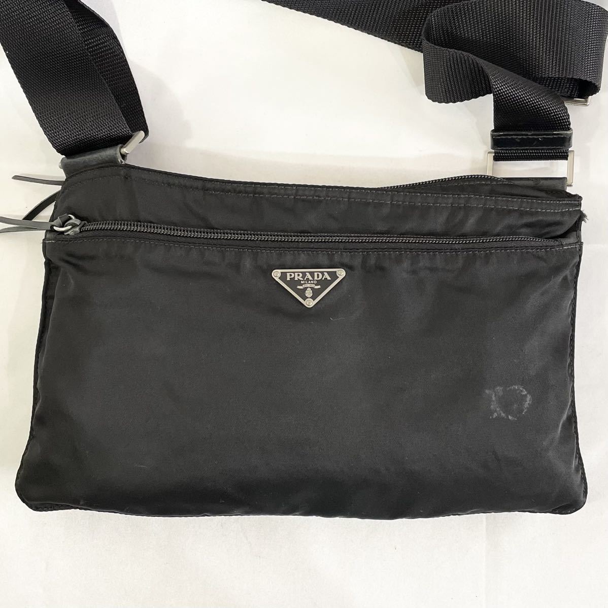 正規品 PRADA プラダ ナイロン ショルダーバッグ 三角ロゴ サコッシュ