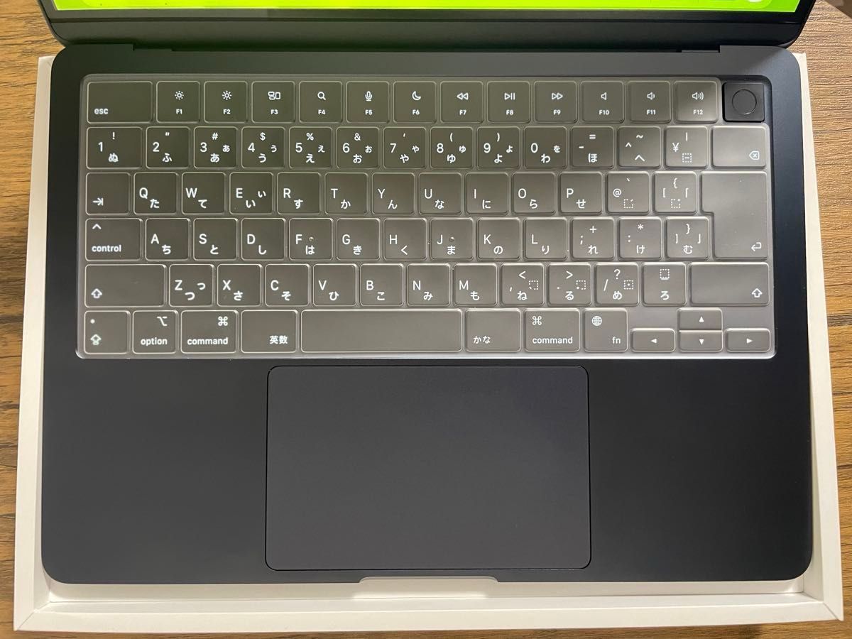 超美品】MacBook Air M2 13 6インチ SSD 256GB メモリ8GB ミッドナイト