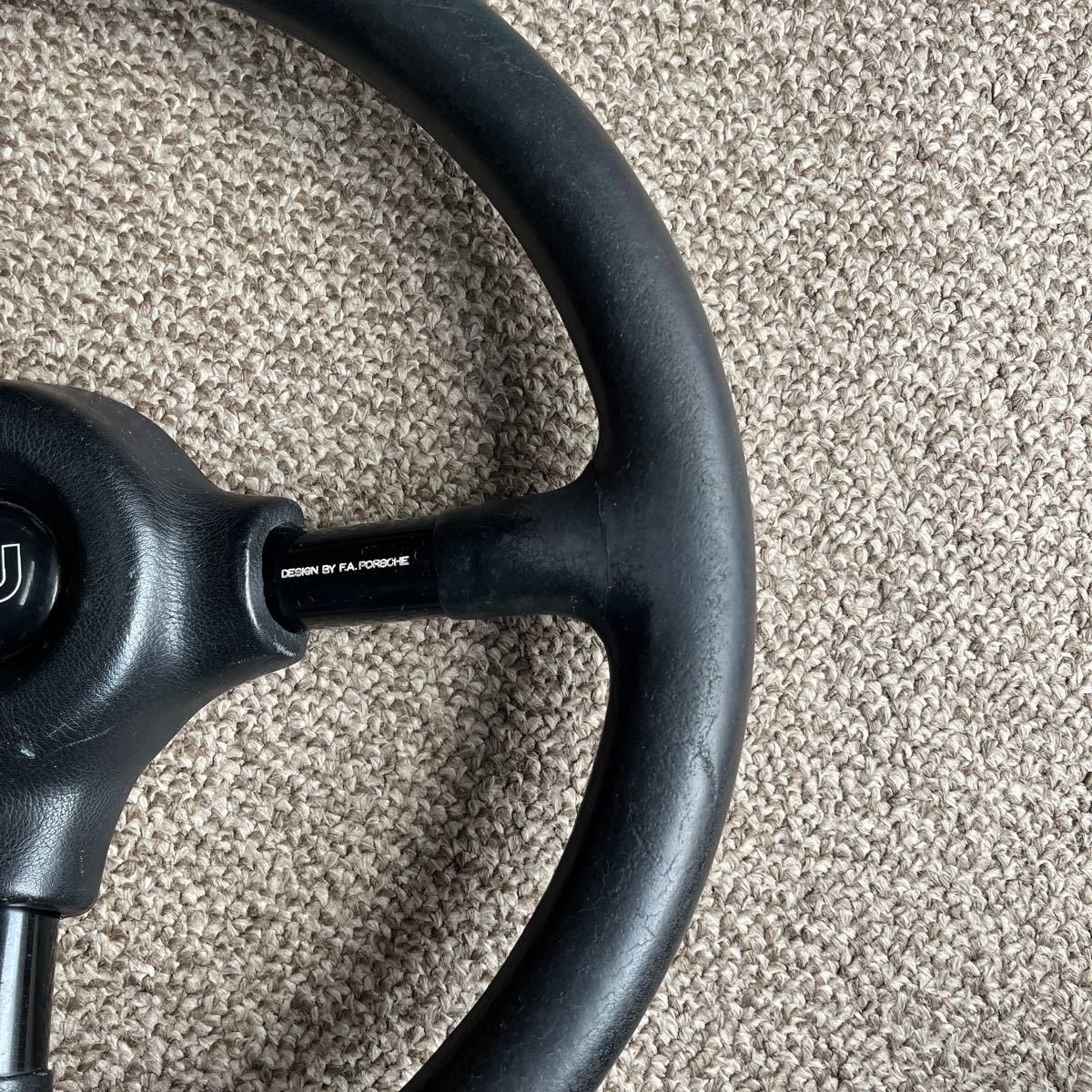 ポルシェデザインMOMO ステアリングPORSCHE DESIGN モモ当時物美品中古
