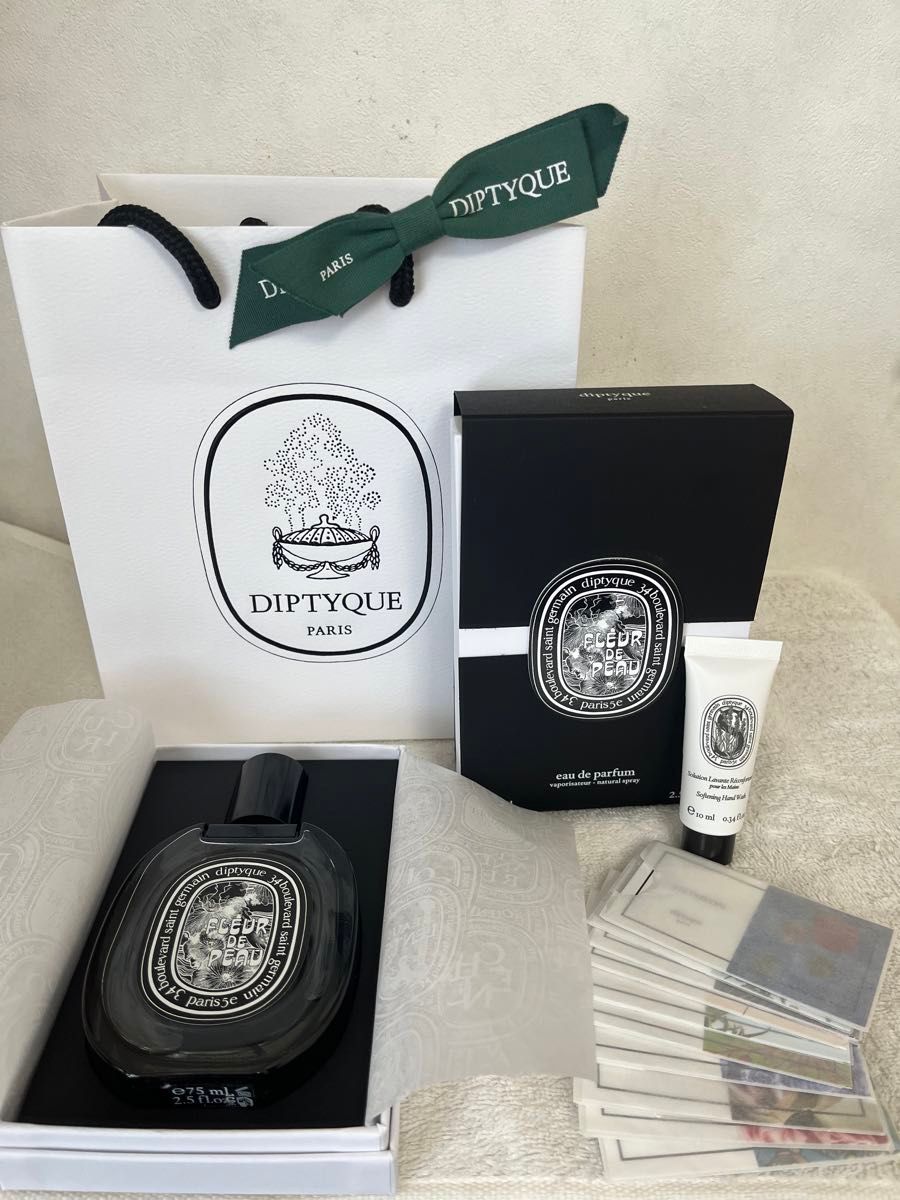 Diptyque フルール ドゥ ポー 75ml オードパルファン(紙袋 ハンド