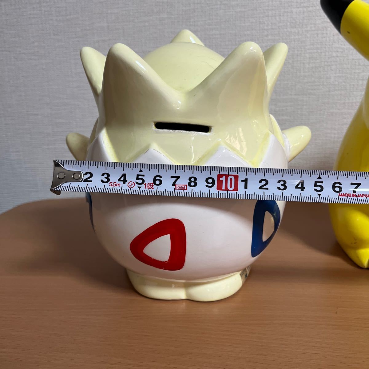送料無料 当時物 ポケットモンスター ピカチュウ トゲピー 貯金箱 陶器