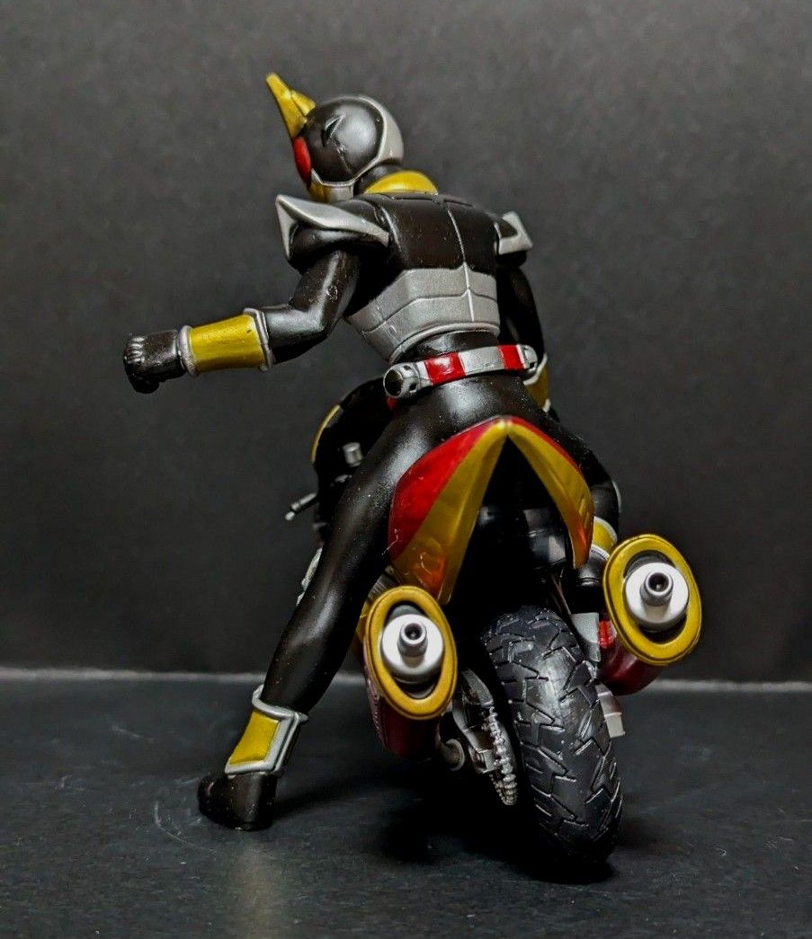 仮面ライダーアギトマシントルネイダー フィギュア｜Yahoo!フリマ（旧