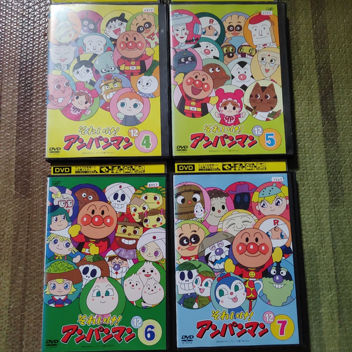 アンパンマン DVD 4枚セット⑱｜Yahoo!フリマ（旧PayPayフリマ）