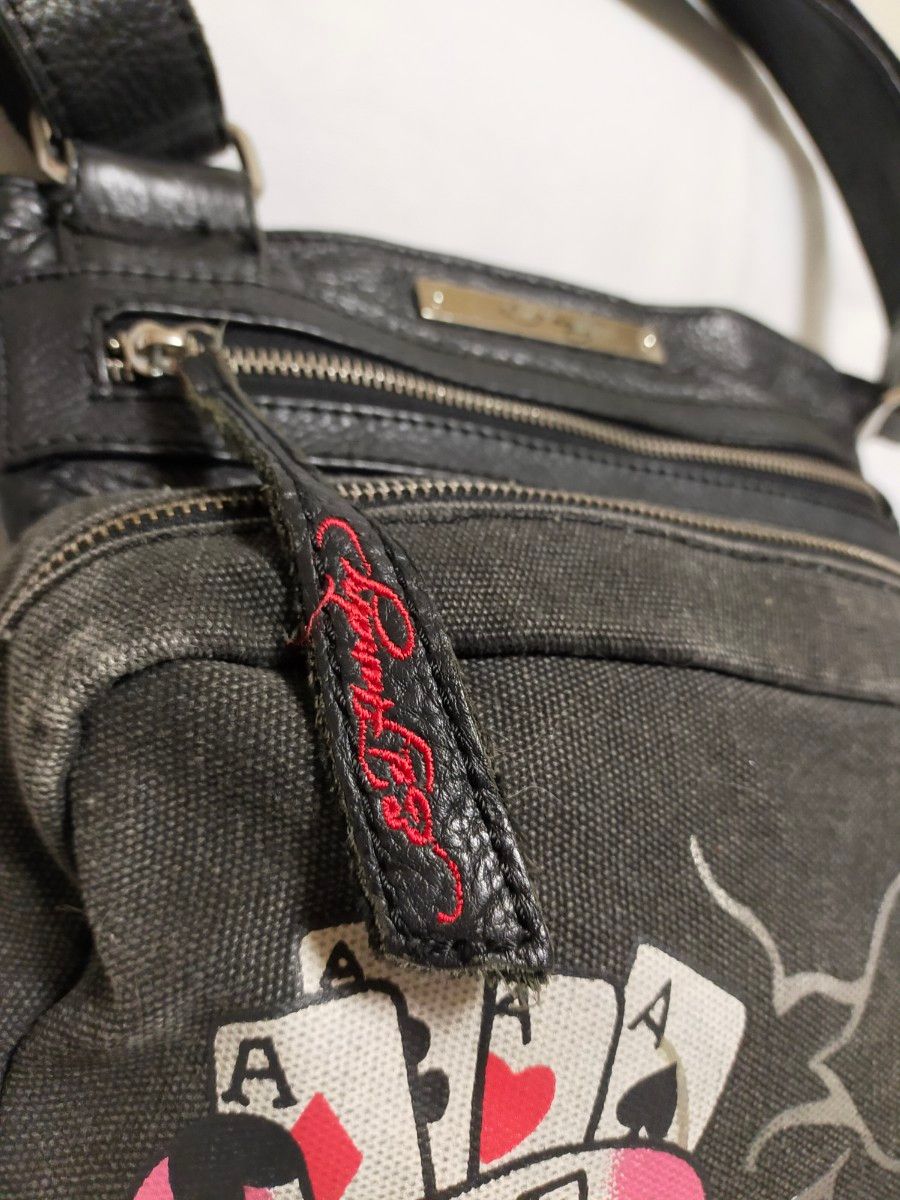 Ed Hardy(エドハーディー)レザーショルダーバッグ レザー 斜め掛け