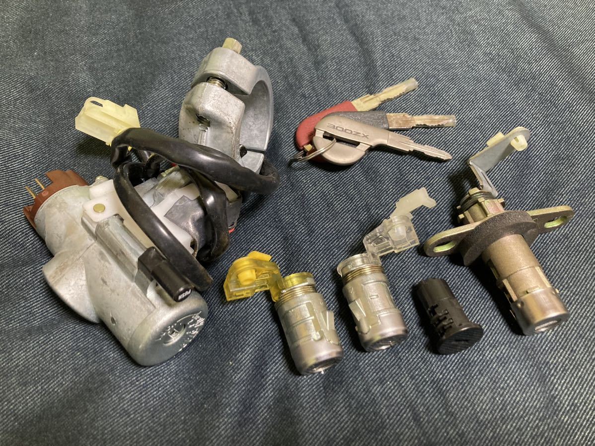 日産 フェアレディZ Z32 300ZX Tバールーフ S Z32 フェアレディZ キー