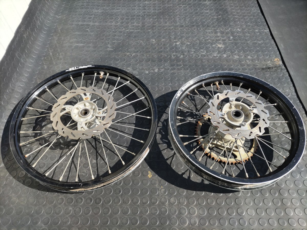 Yahoo!オークション - ホンダ CRF150R 2 前後ホイールセット D.I.D 強