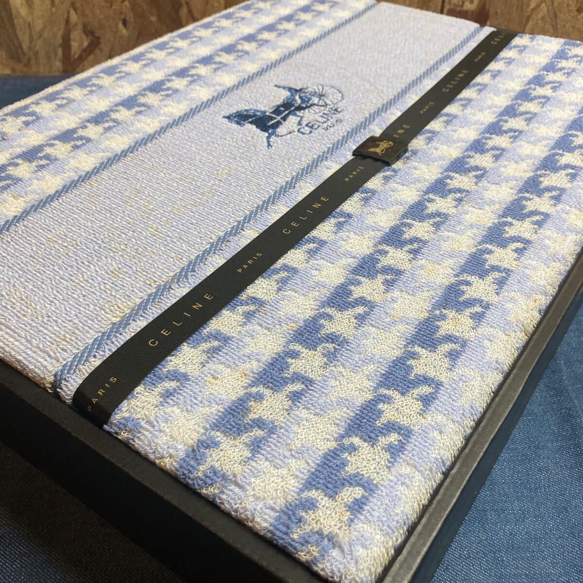 送料無料【M①1167】セリーヌ タオルケット CELINE ひざかけ 寝具