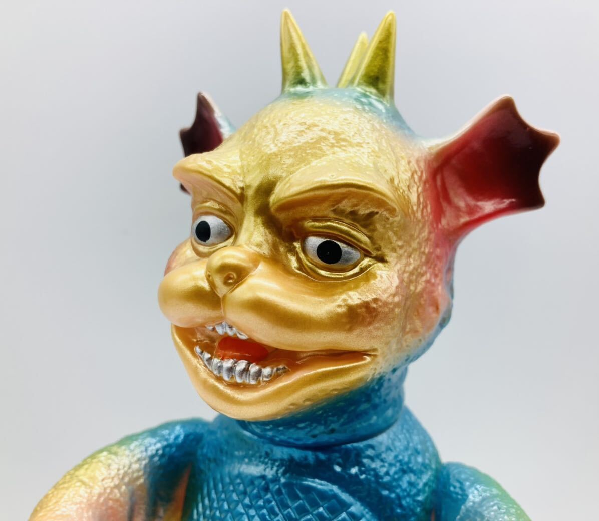 Yahoo!オークション - 珍色 zollmen ソフビ 食いしん坊怪獣 マンチー