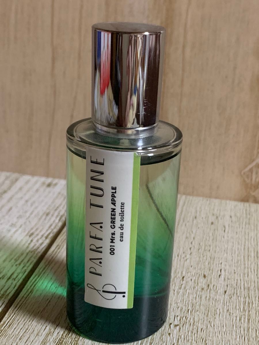 ほぼ未使用品】パルファチューン Mrs GREEN APPLE オードトワレ 50ml