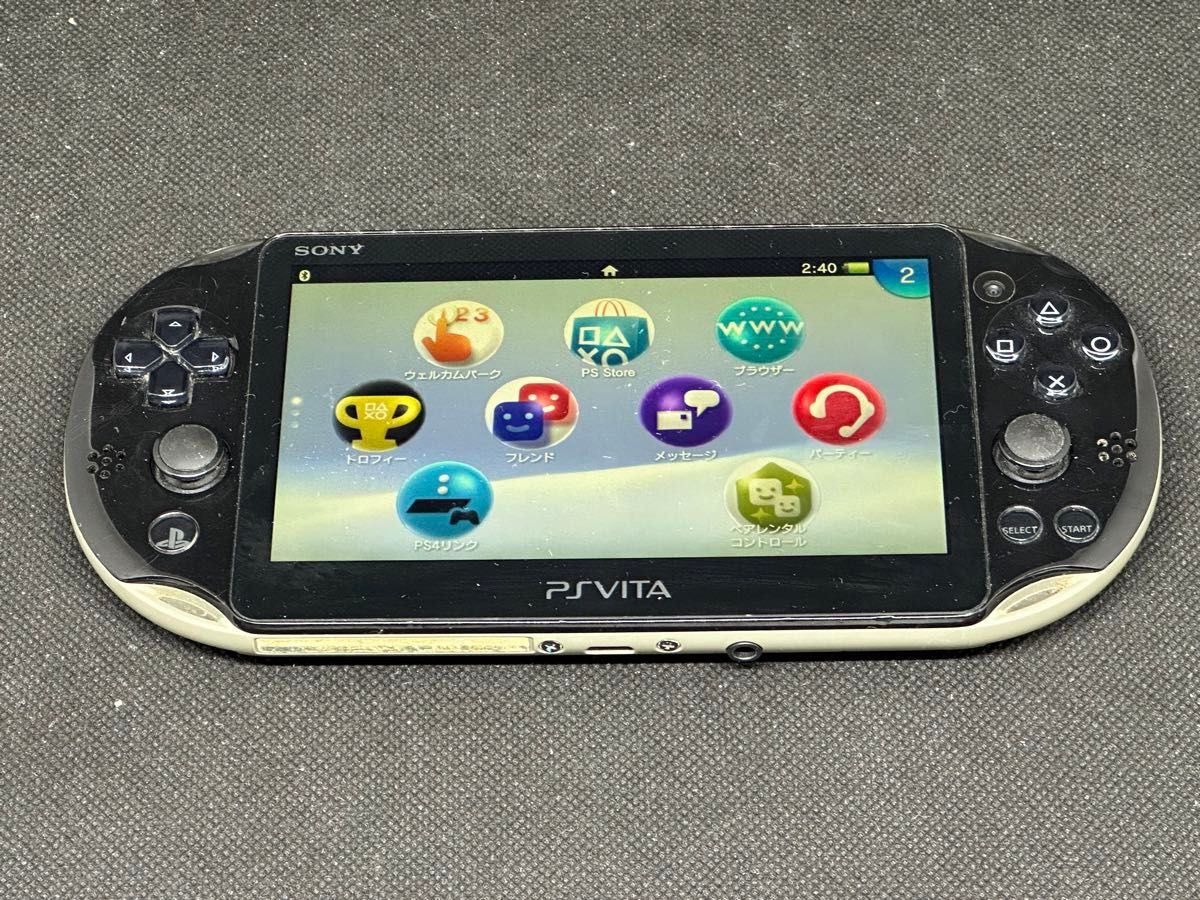 PS Vita 2000版 カーキブラック (PCH-2000ZA16)｜Yahoo!フリマ（旧