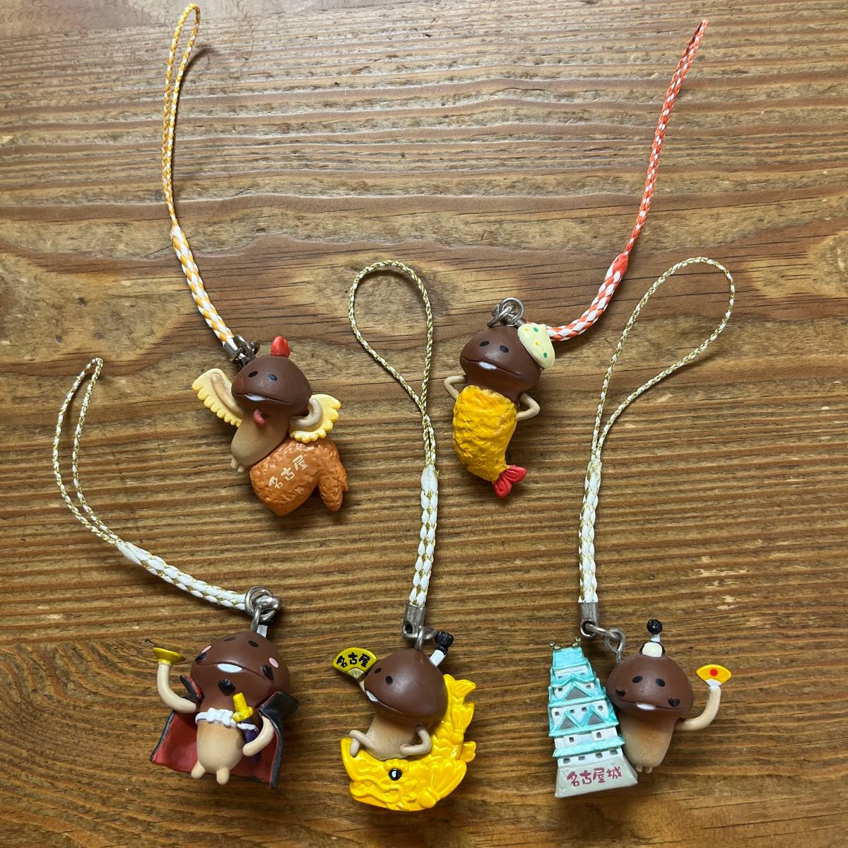 美品】なめこストラップ 29個 「おさわり探偵なめこ栽培キット」ご当地