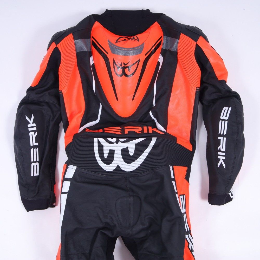 返品可 58 未使用/MFJ公認 LS1-171334-N-BK レザーツナギ 本革