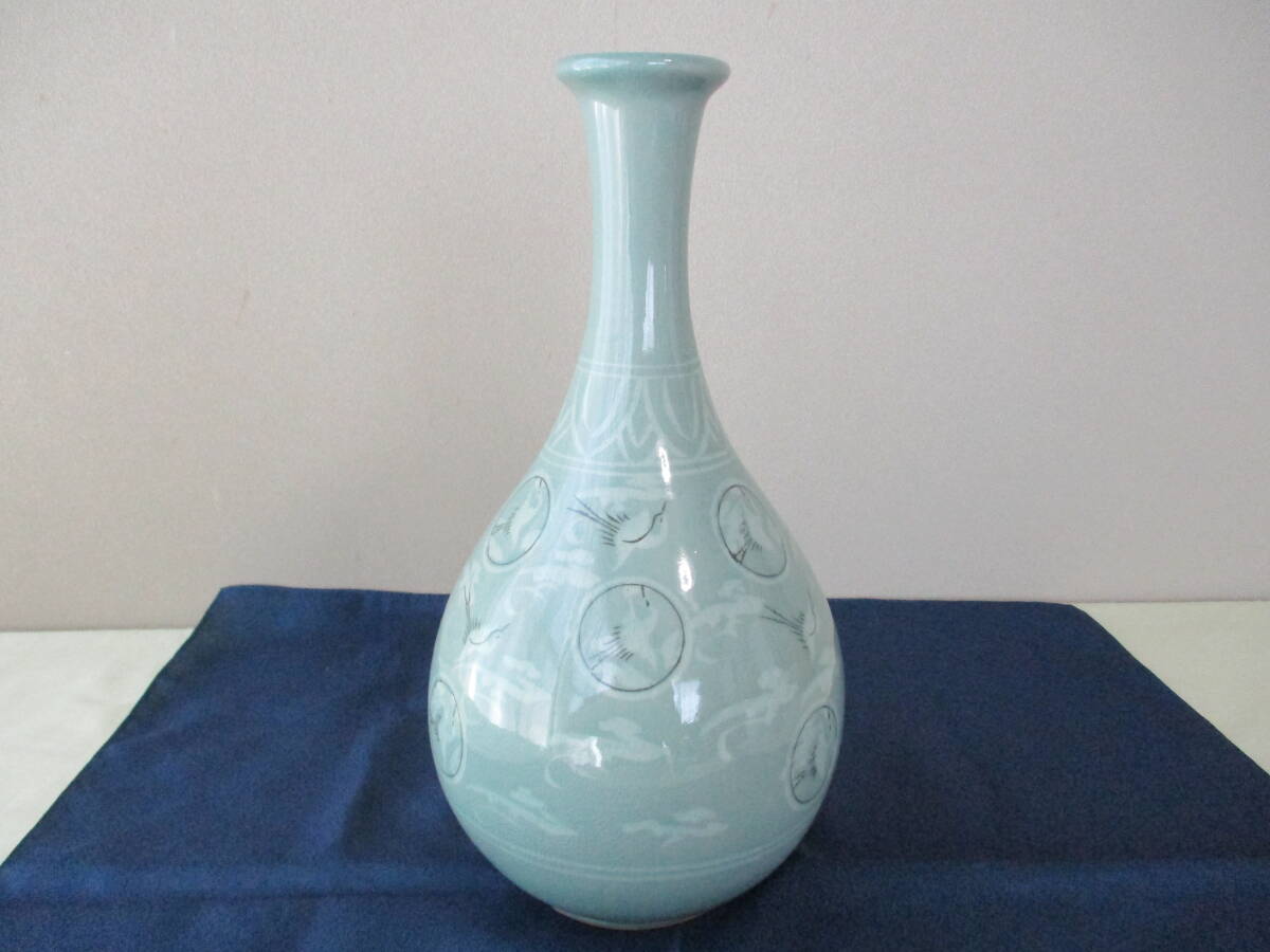 花瓶（高麗青磁・韓国青磁「鎭永」） 花器・生け花・インテリア・美術