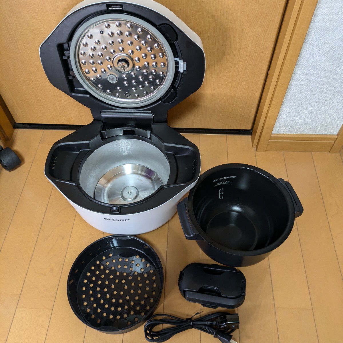 Yahoo!オークション - ジャンク KN-HW16G-W ヘルシオ ホットクック SHA