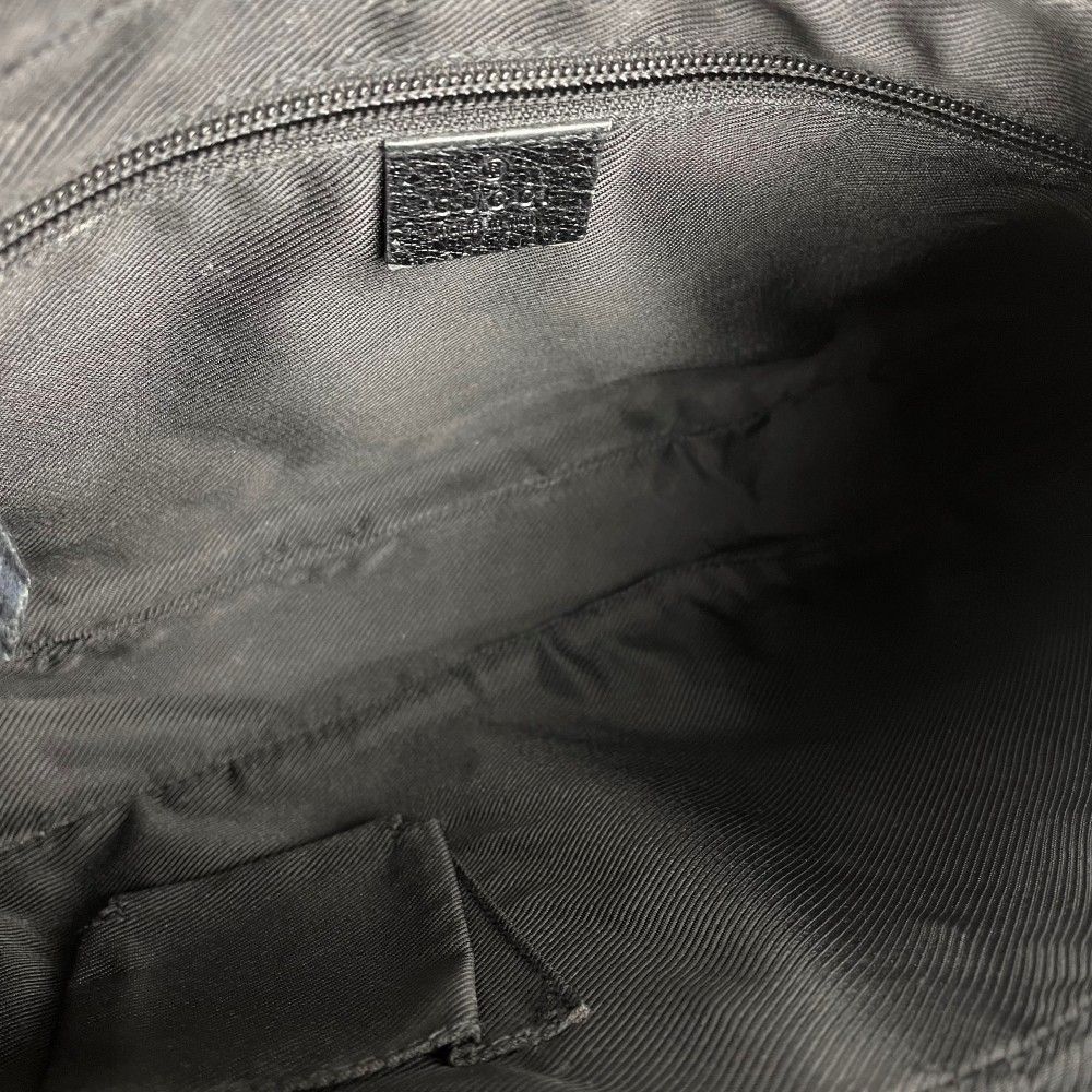 GUCCI グッチ GGキャンバス 三日月形 ショルダーバッグ GG柄｜Yahoo