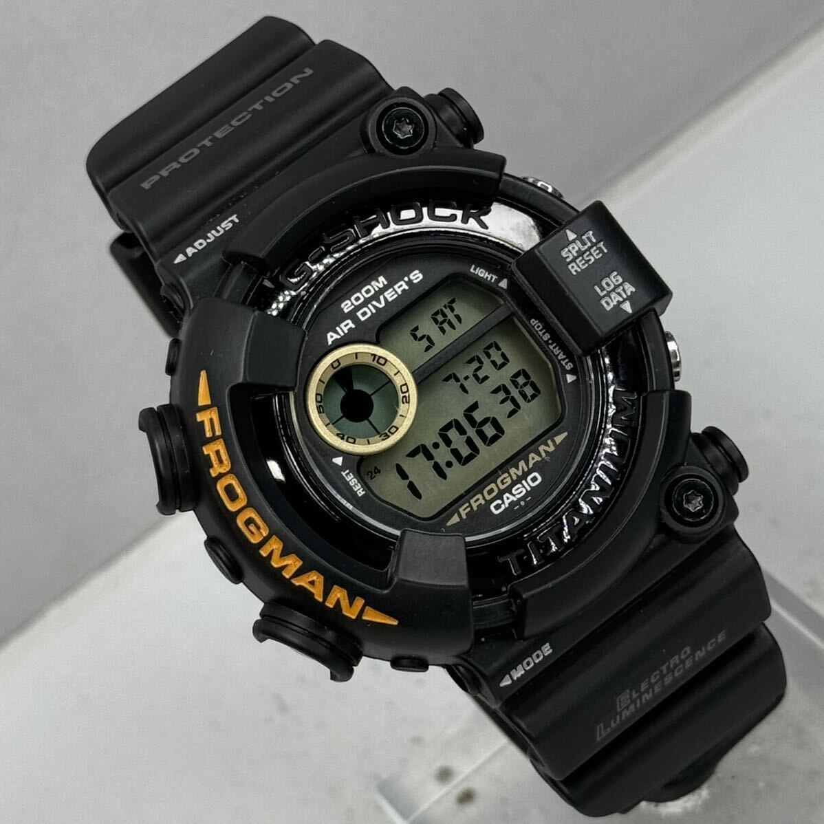 Yahoo!オークション - 美品 G-SHOCK DW-8200BM-1T FROGMANフロッグマン