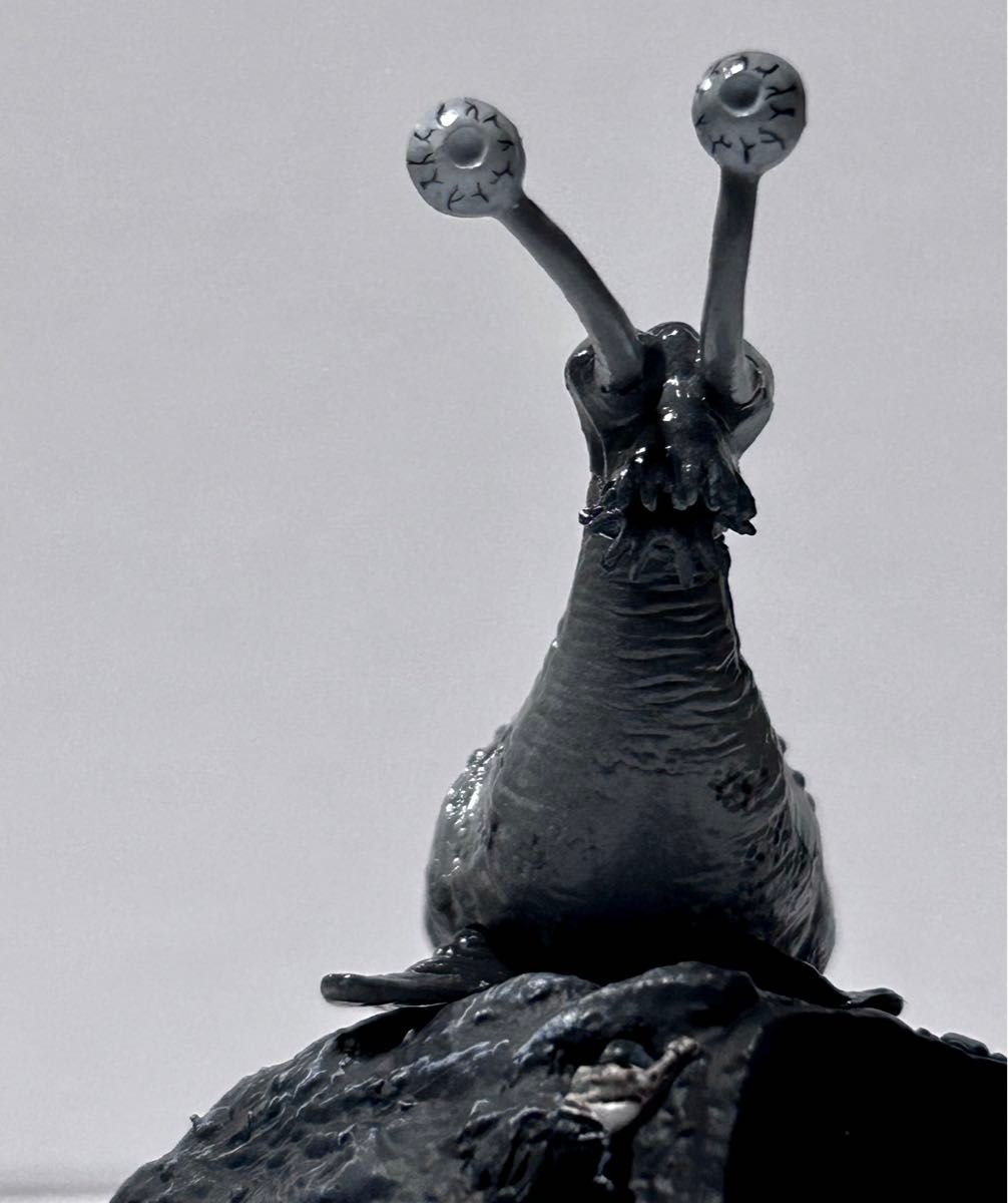 ウルトラQ怪獣旧型絶版ソフビモノクロverゴメス.ナメゴン.ケムール人