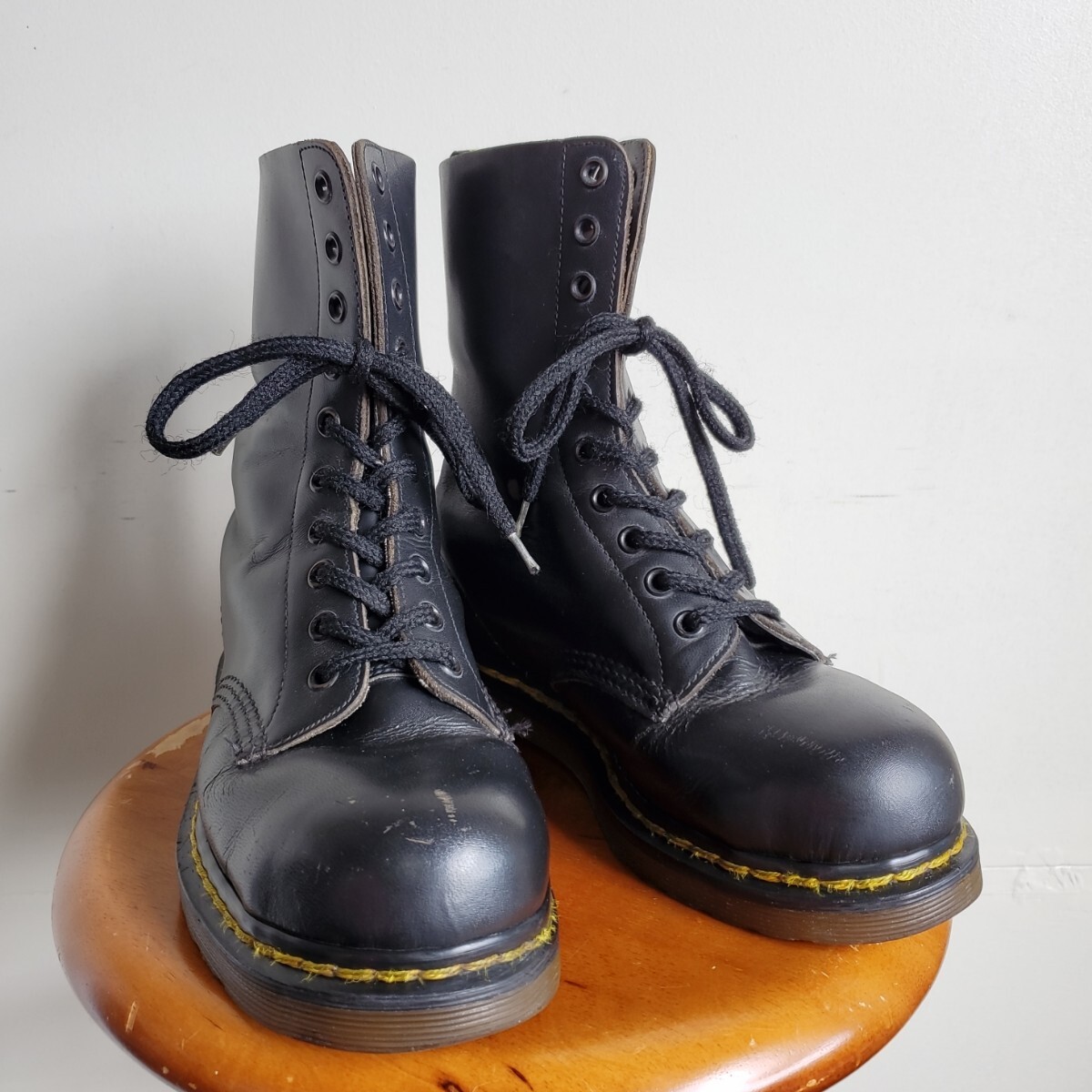 1000 【UK4】英国製 ドクターマーチン Dr Martens スチールトゥ 10